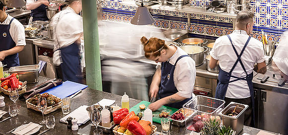 La cuisine du restaurant Sabor de Nieves Barragán utilise des matières premières de Peixos de Palamós.